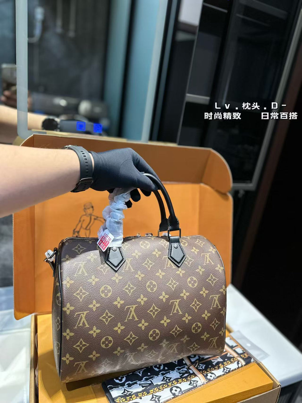 1WE22B Popular   leather bag