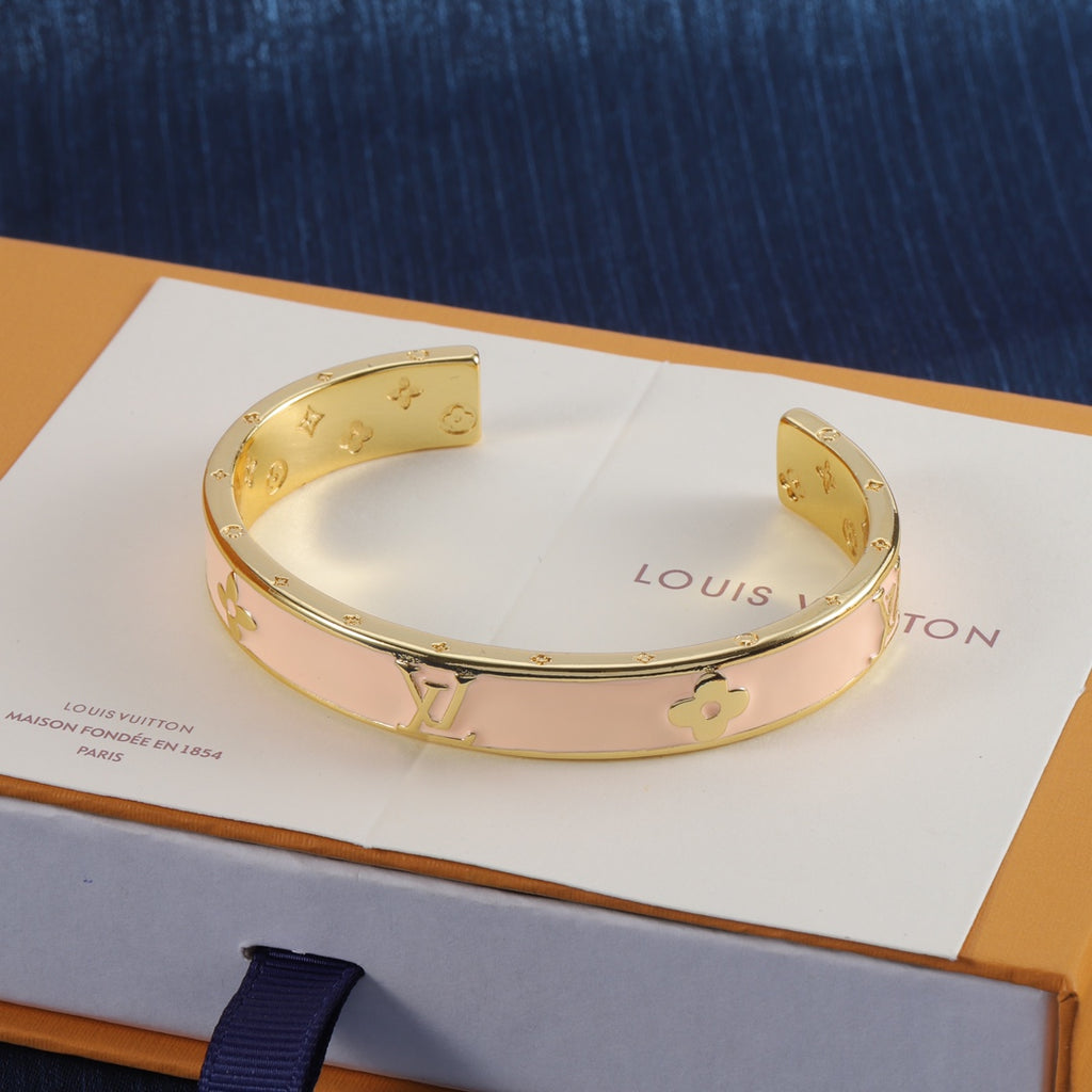 14E1092K  Popular  Bracelets