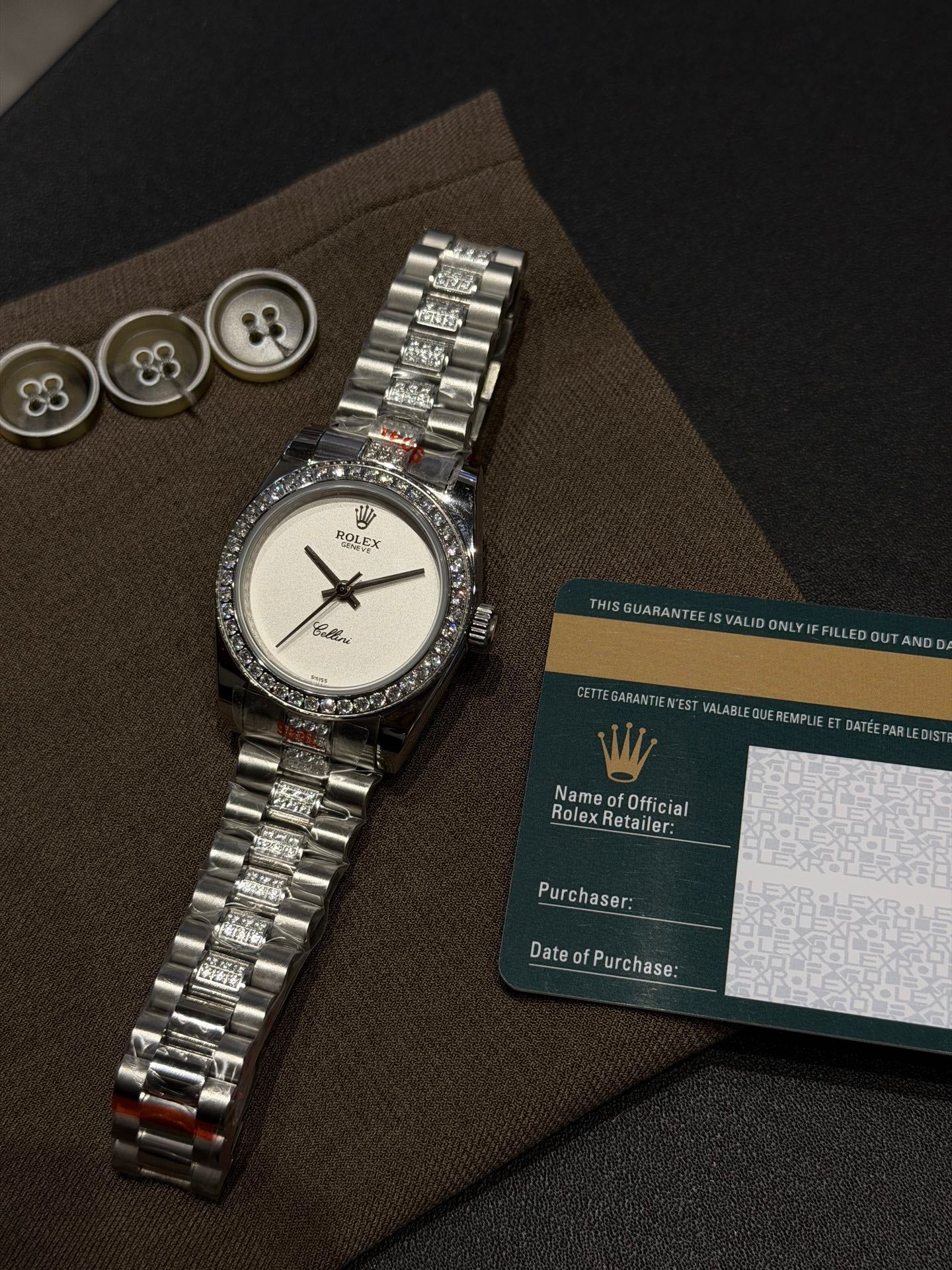 136RL24L Popular Watches