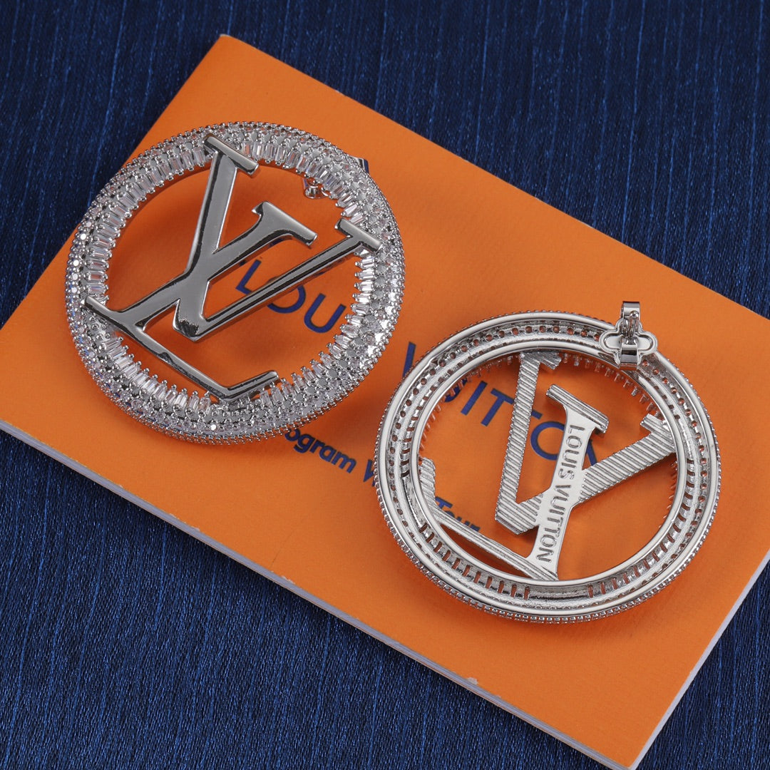 14E1017E Popular Earrings