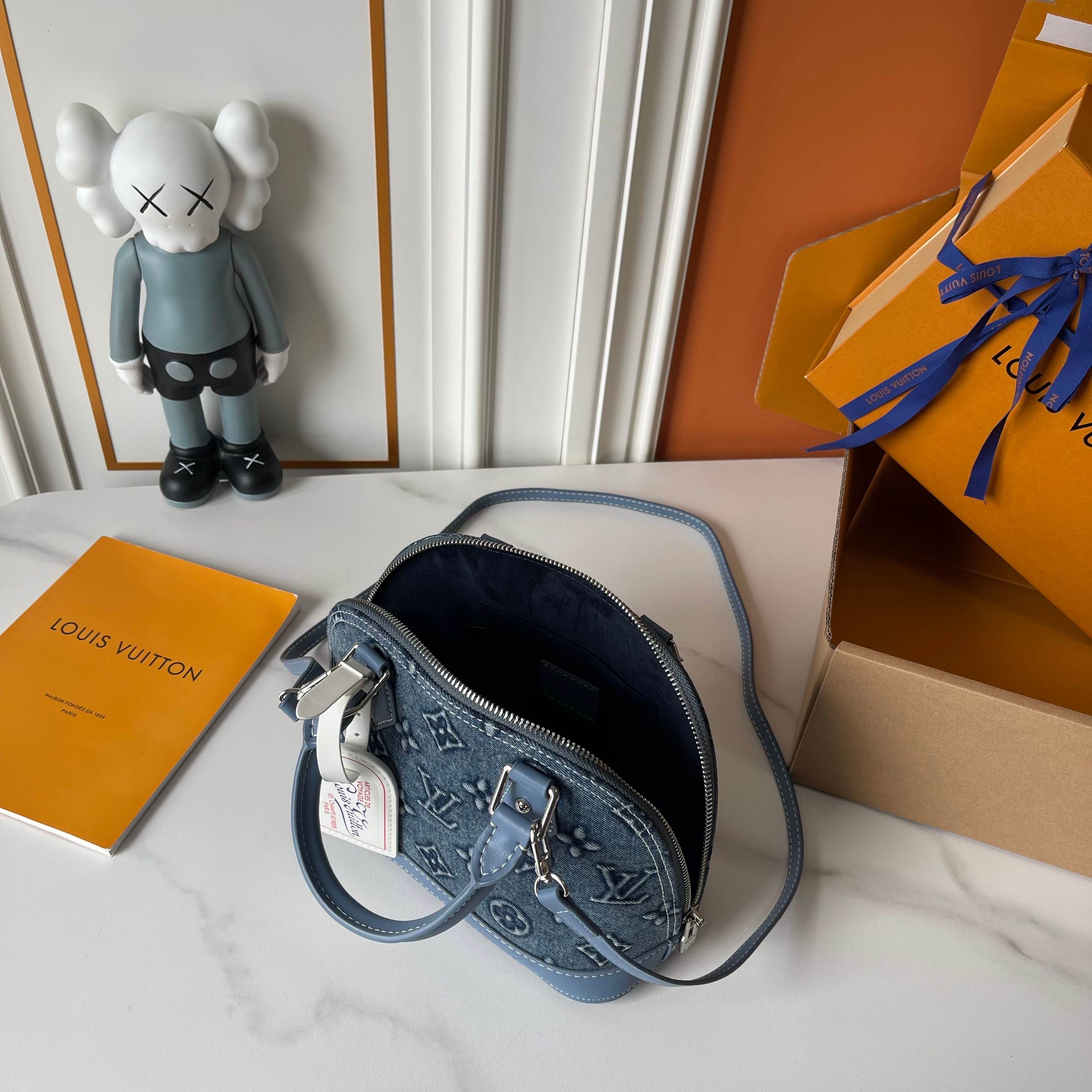 146PE97B Popular denim materials bag