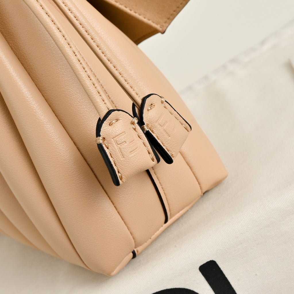 136PF106B Popular leather bag
