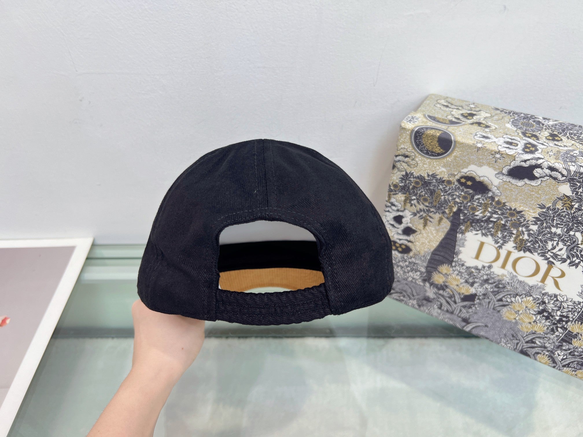 15QA116M Popular hats