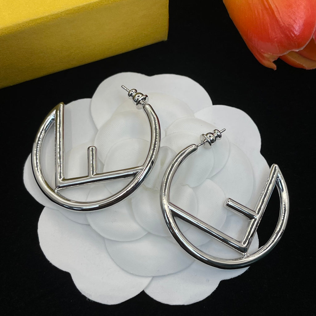 14F647E Popular  Earrings