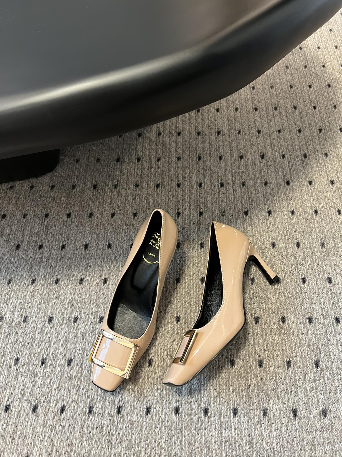 1ZA249Z Popular High heels