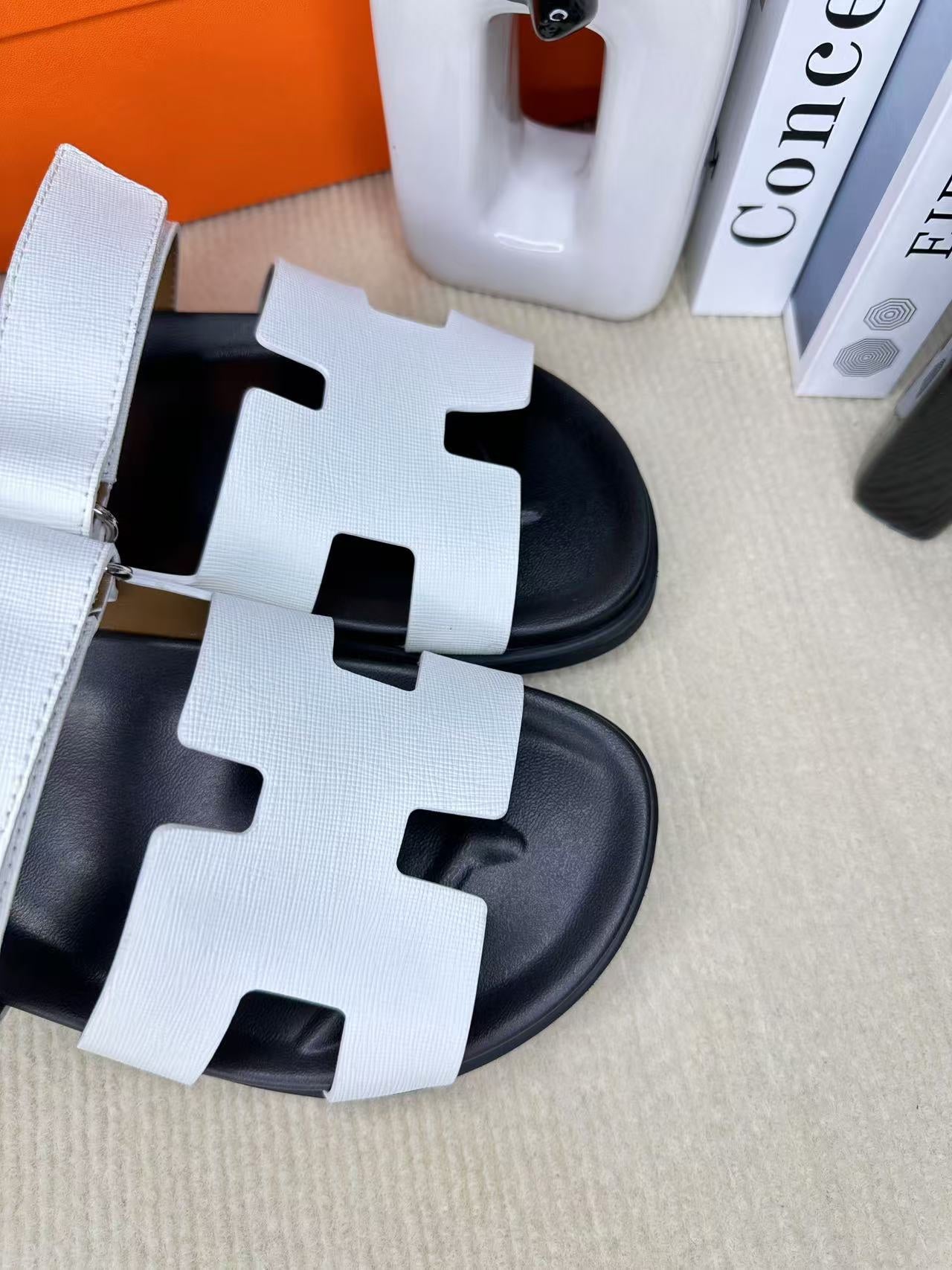 255QH28Z Popular leather shoes