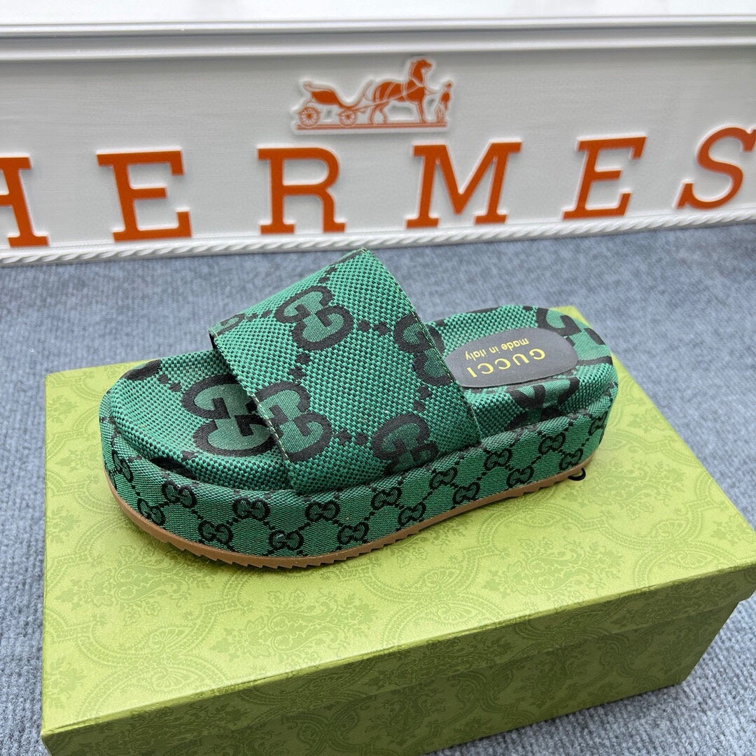 54B122Z Popular slippers  Sole thickness 5.5cm
