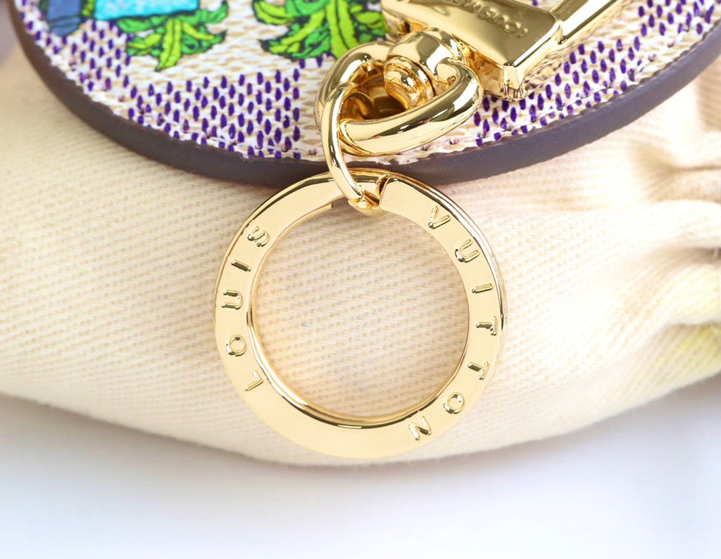 35QE5A Popular bag 's charms accessories