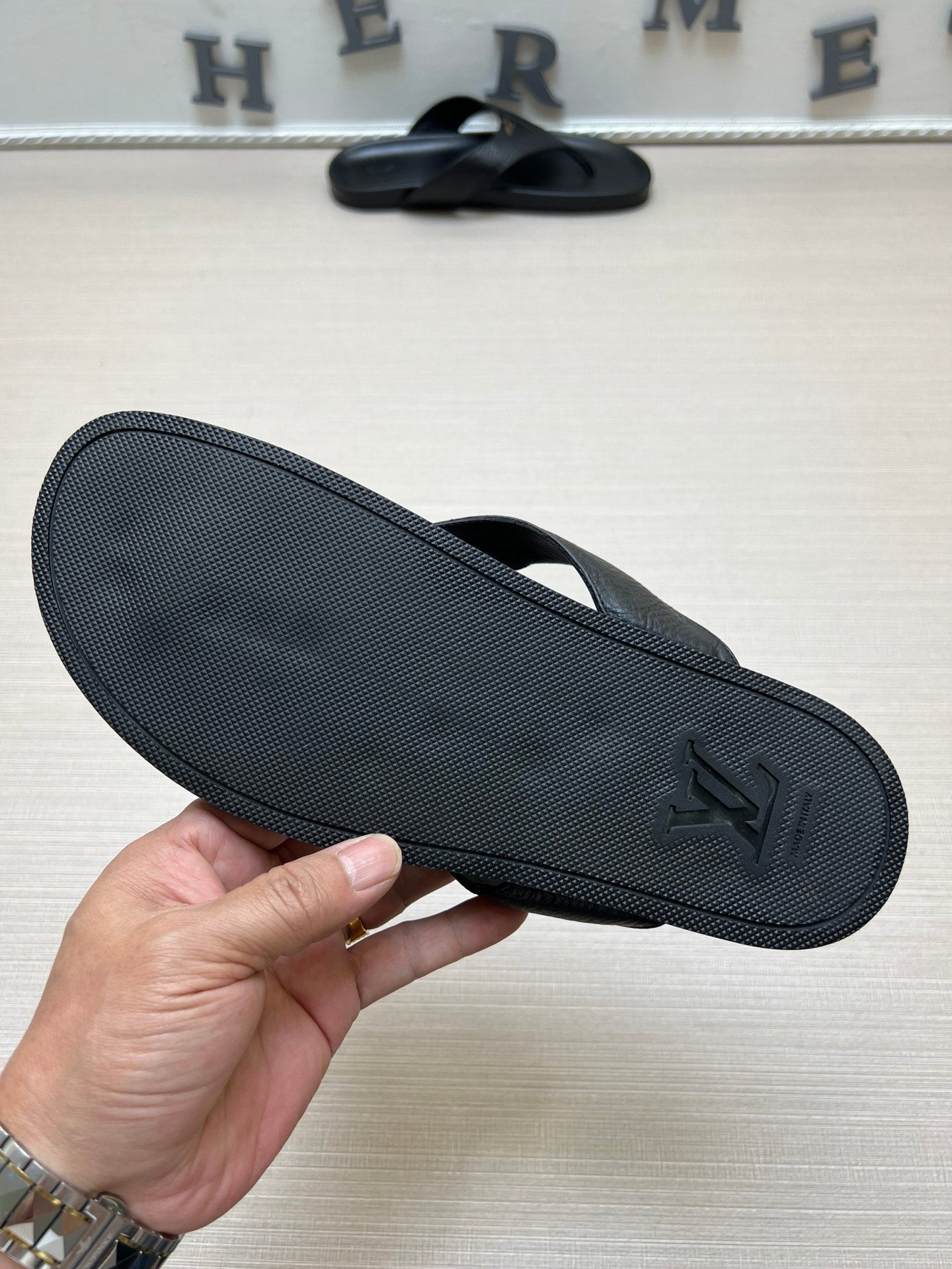 54E85Z Popular slippers