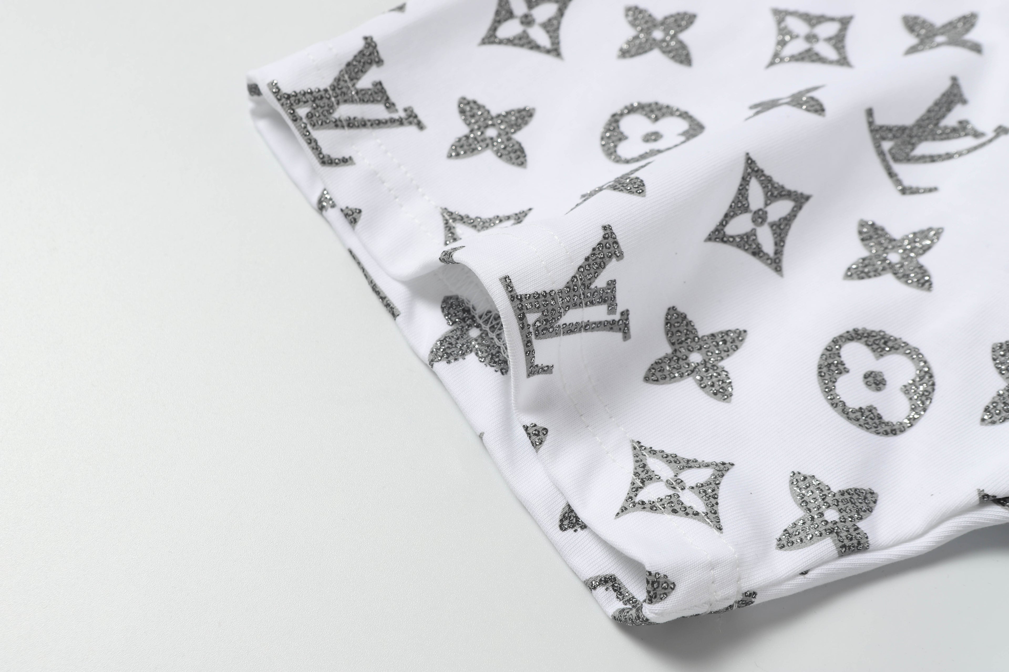 145RE152U Popular T-shirt