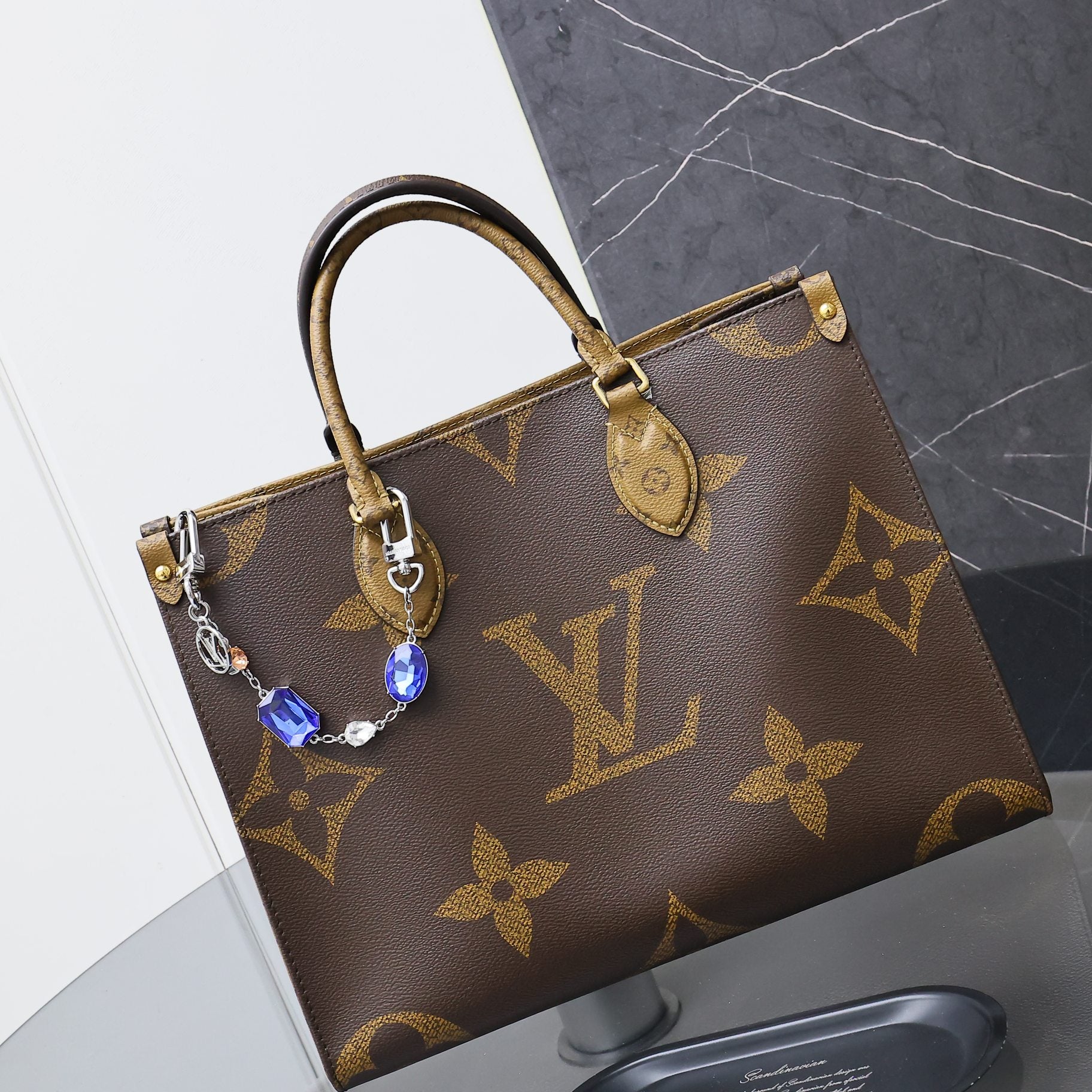 35ZE42A Popular bag 's charms accessories