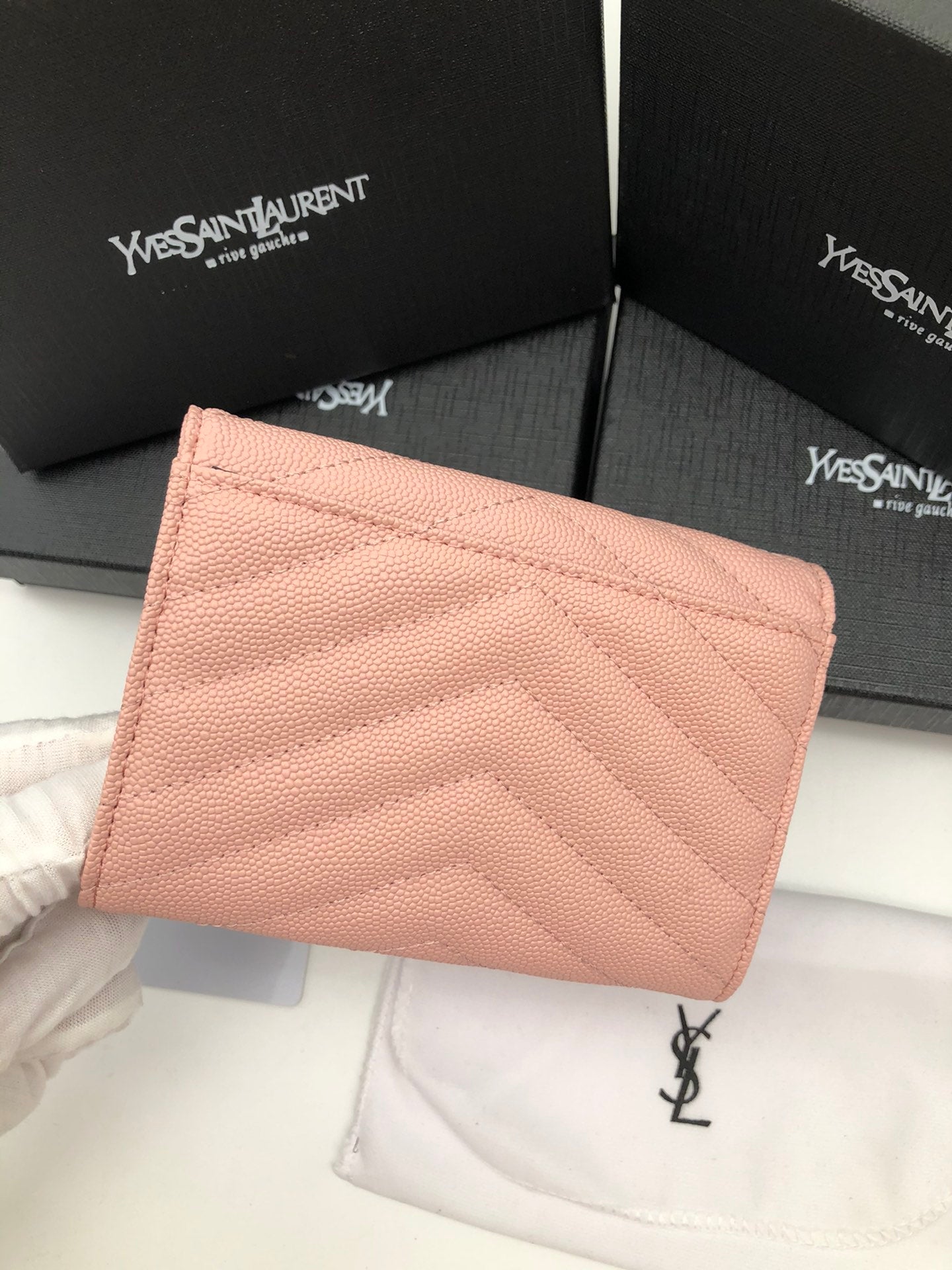 136PSL13B Popular card holder