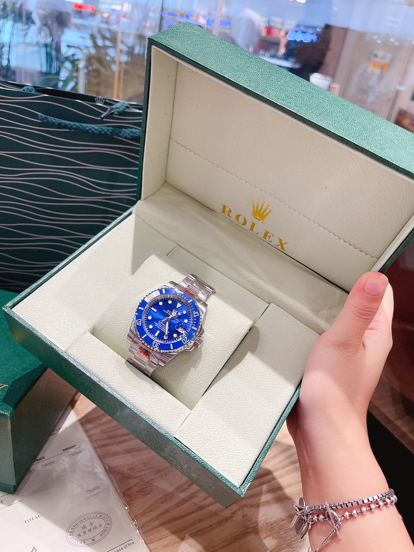 L1R36L56 Popular Watches