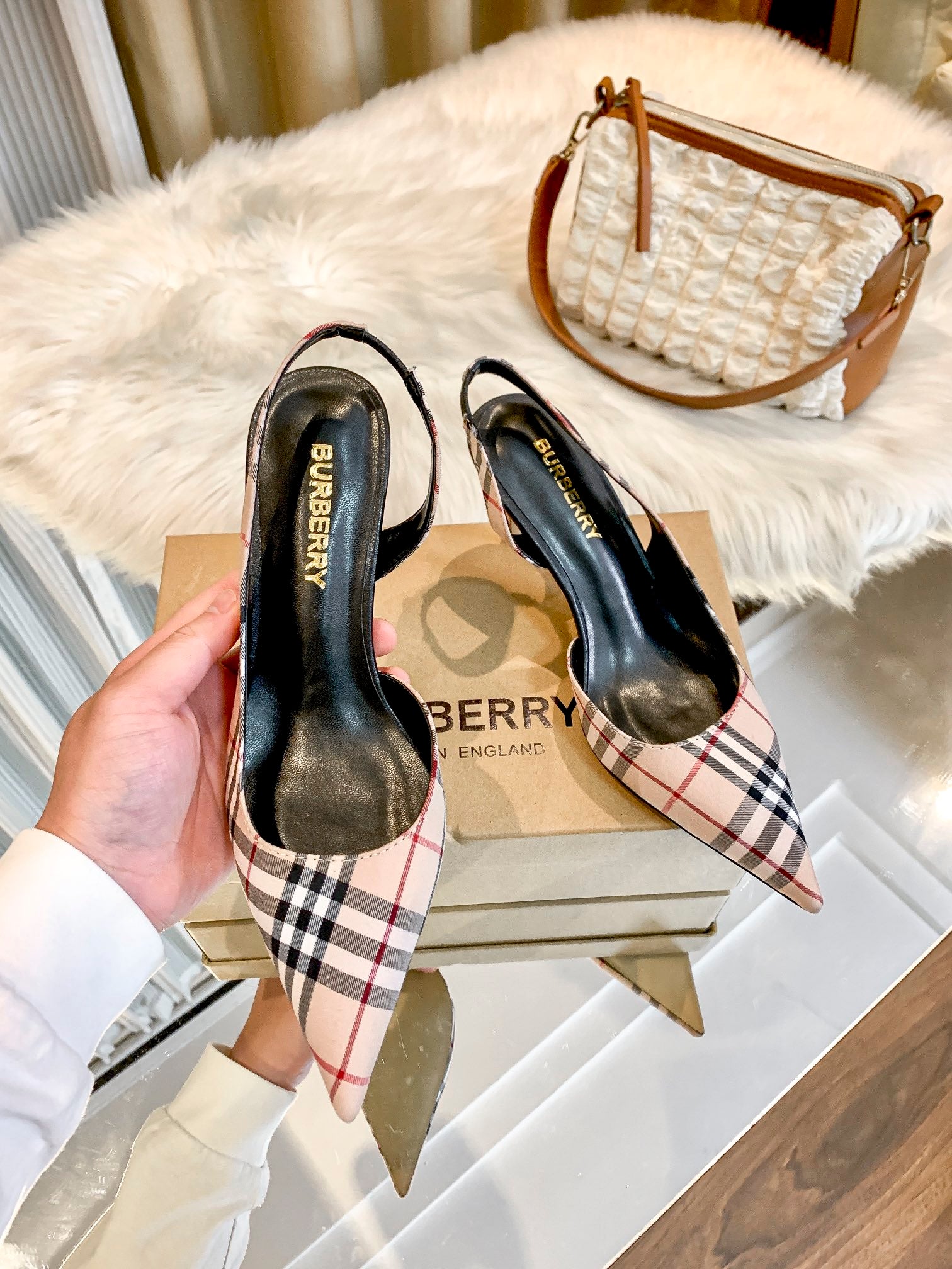 1WR261Z Popular High heels