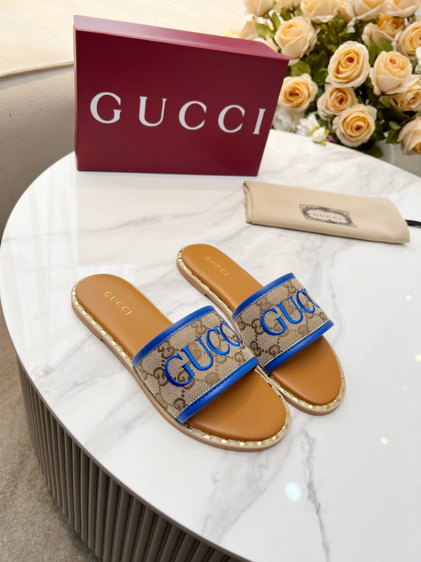 255QB29Z Popular Slippers