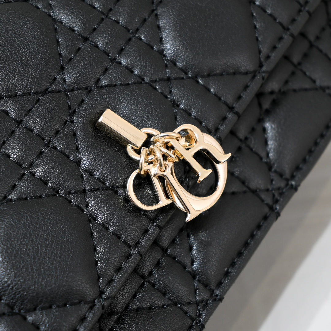 136ND28B Popular leather bag