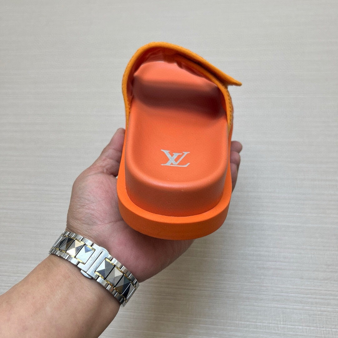 5WE253Z Popular Slippers