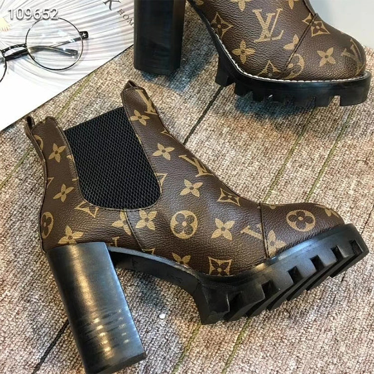 2E11Z  Popular high quality  Boots