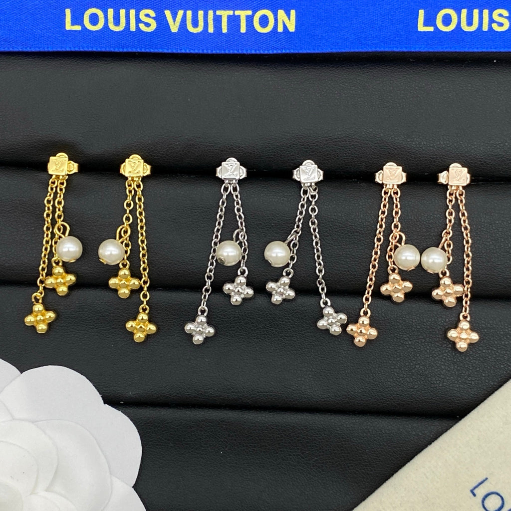 15ZE66E Popular Earrings