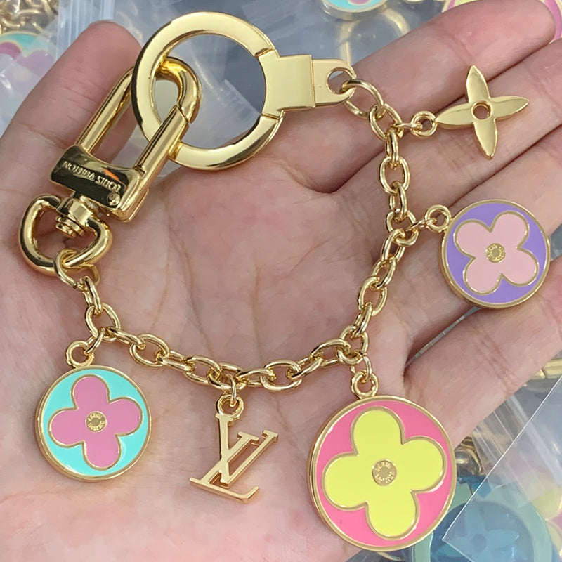 84E14A  Popular Keychains