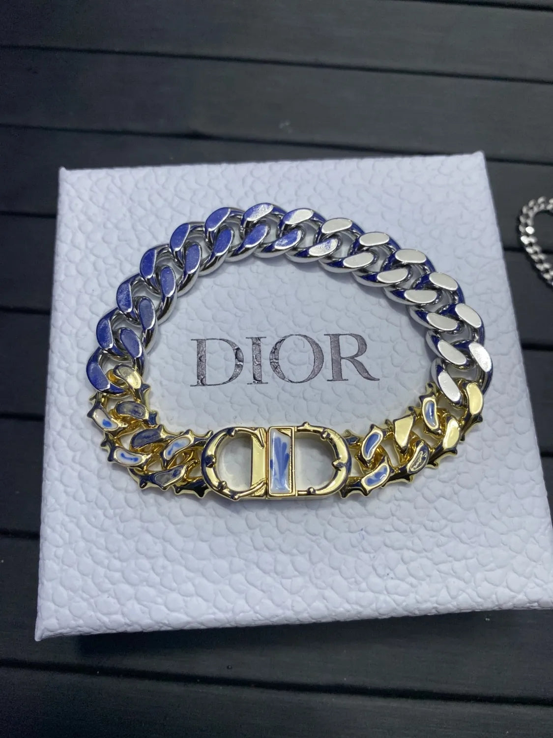 165ND8X Popular    Bracelets