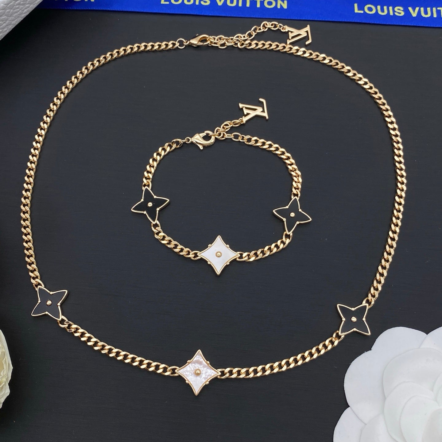 146NE22X  Popular  Necklaces, Bracelets
