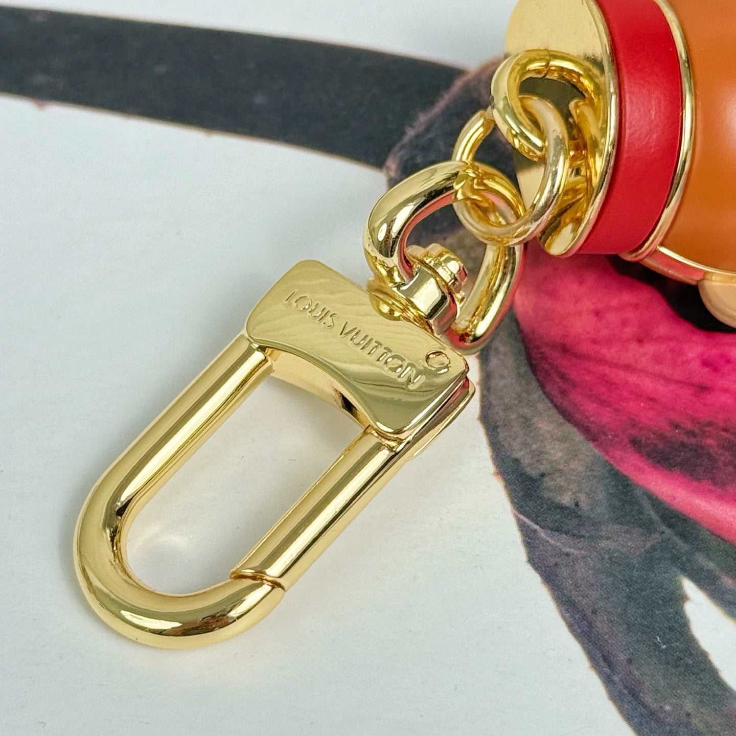 336BE14A Popular bag 's charms accessories