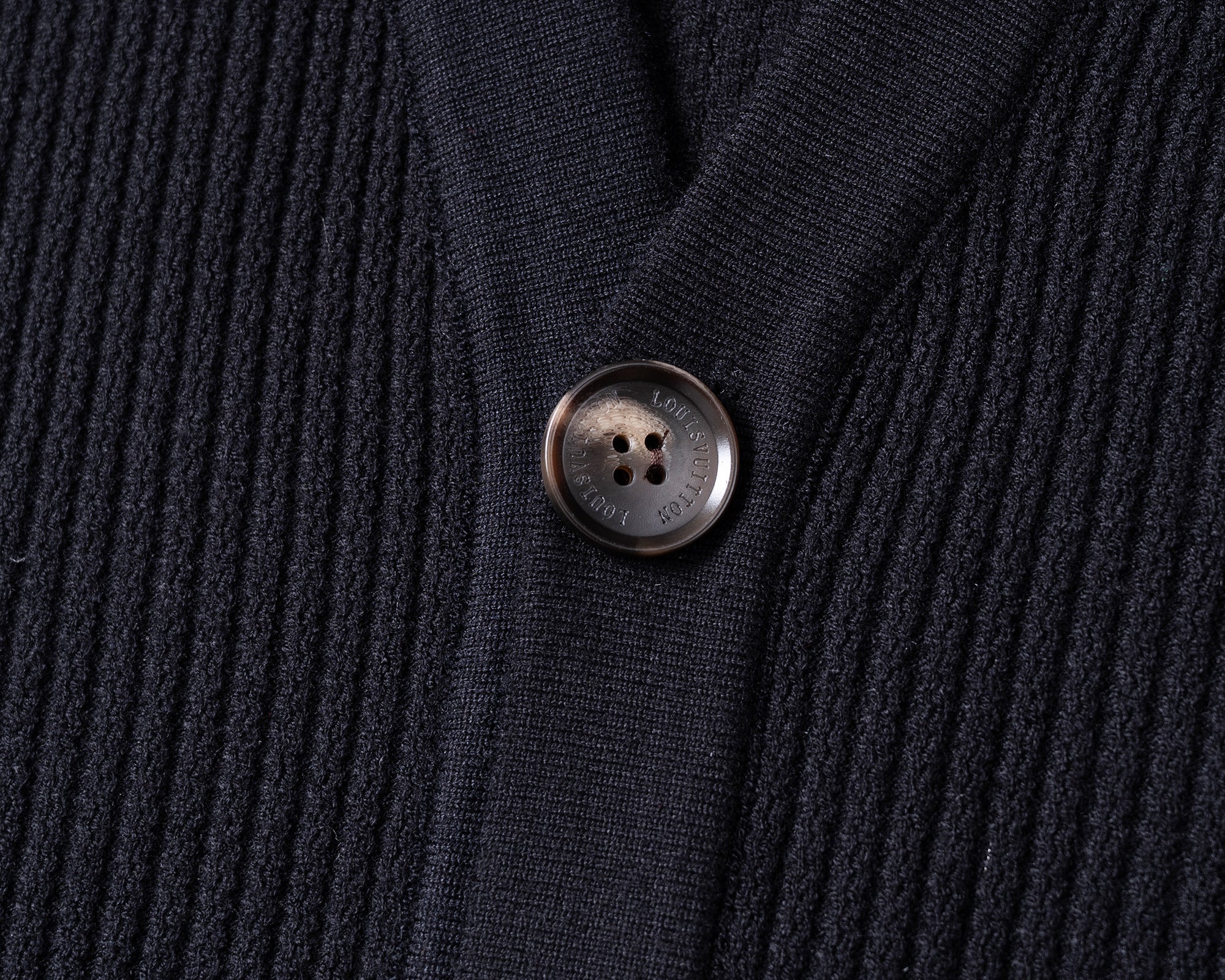 185ZE127U Popular Sweaters