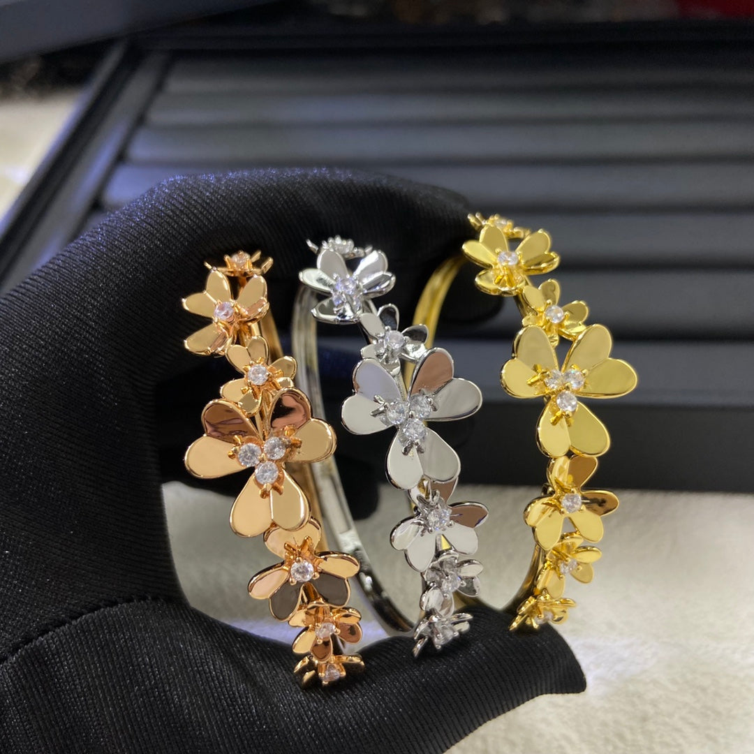 15QVC27K  Popular Bracelets