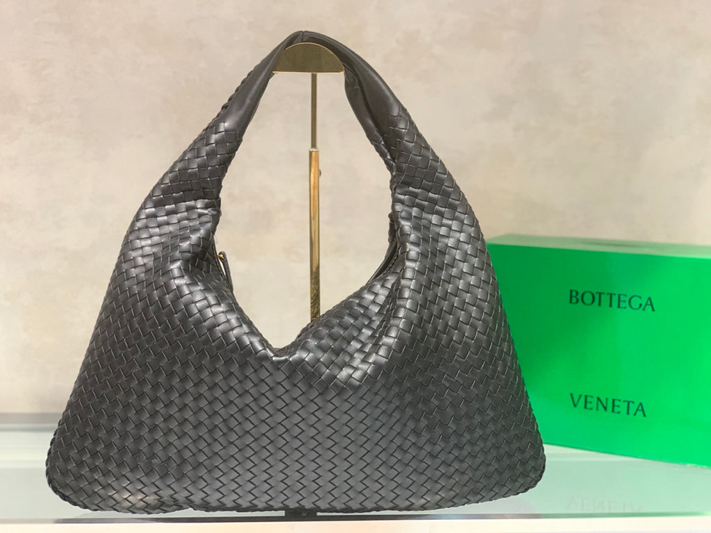 1WA116B Popular leather bag