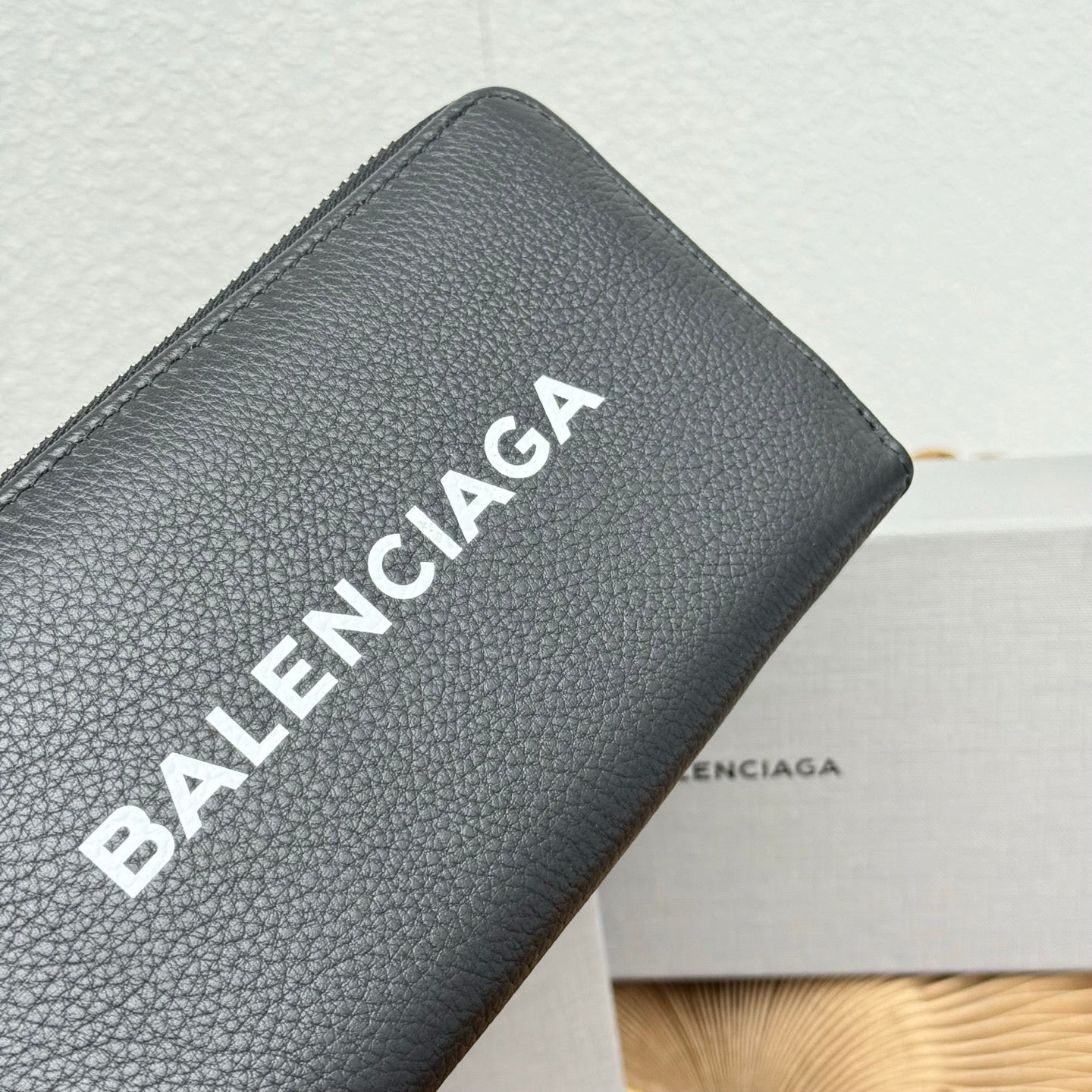 B1P46j172 Popular leather wallets