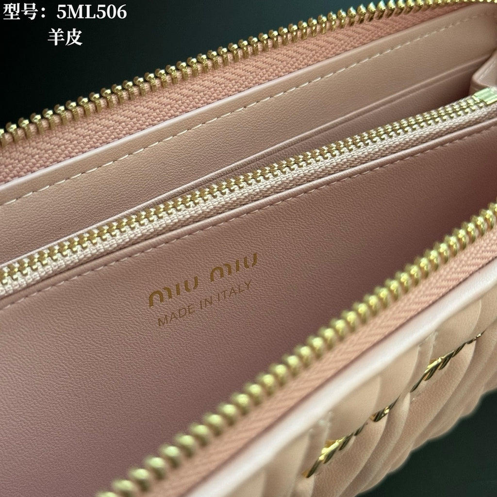 146PA123B Popular leather wallets