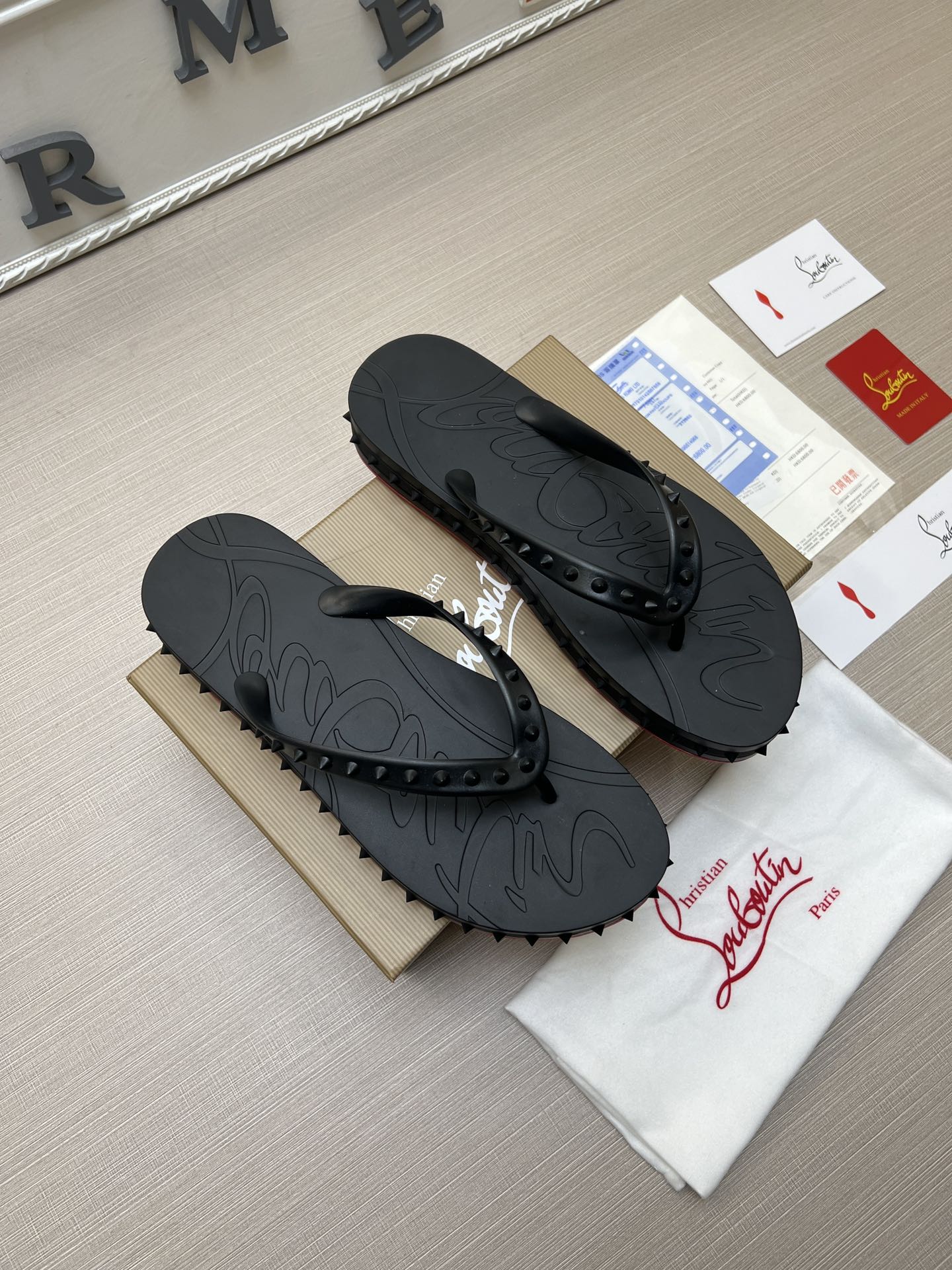 54A106Z Popular slippers