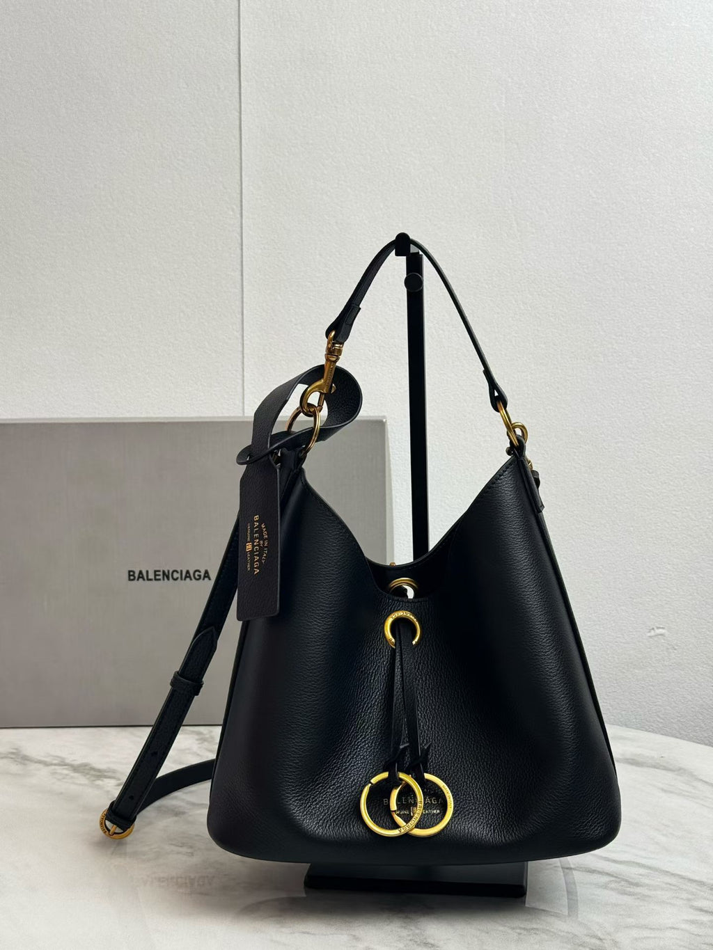 146PJ144B Popular leather bags