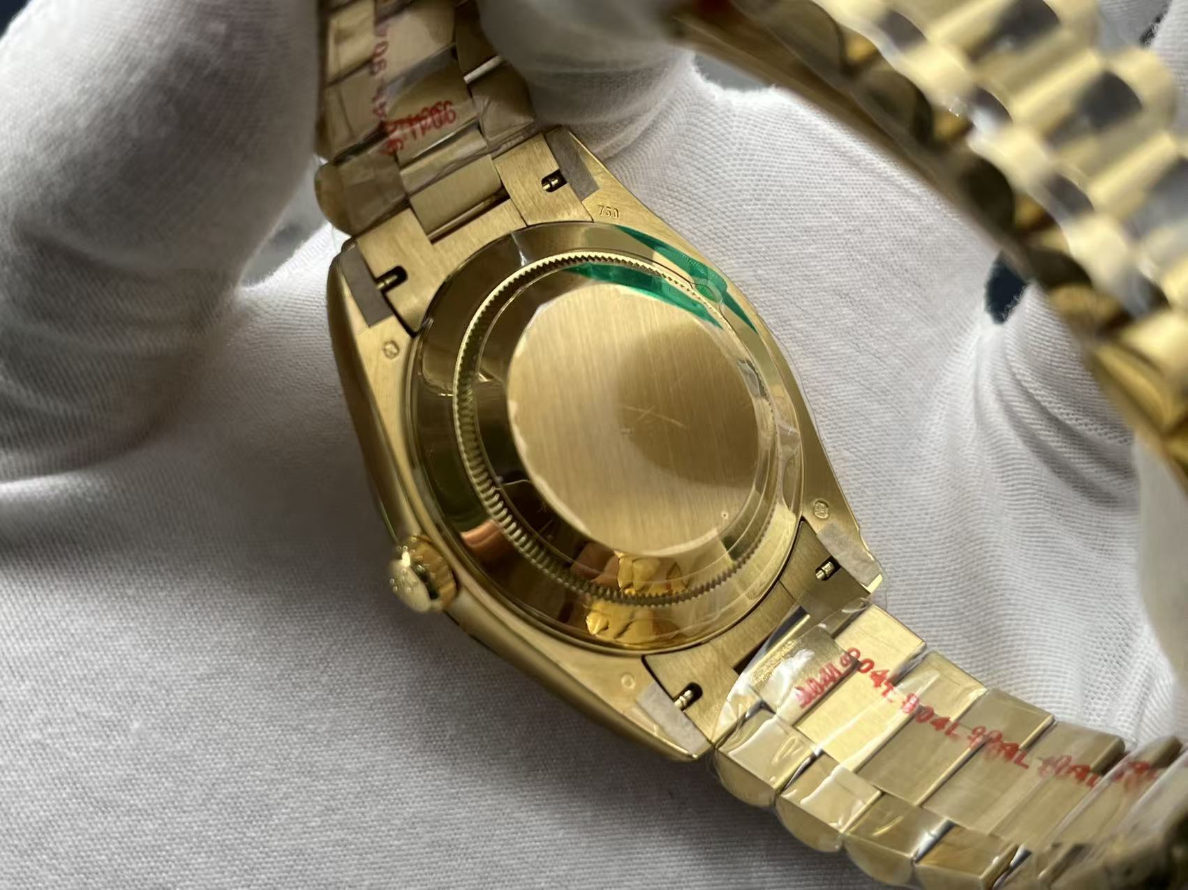 136RL12L Popular Watches