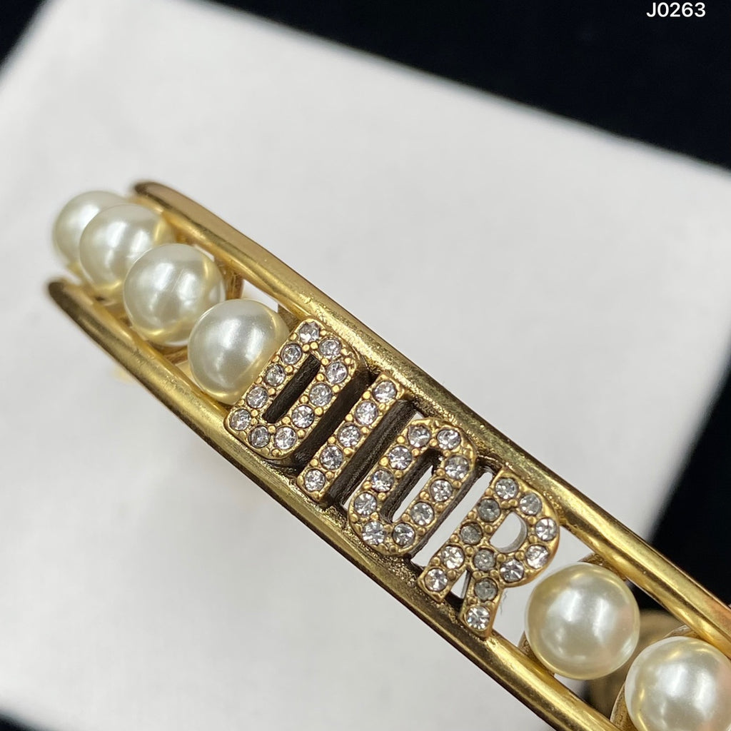 1YD28K  Popular Bracelets