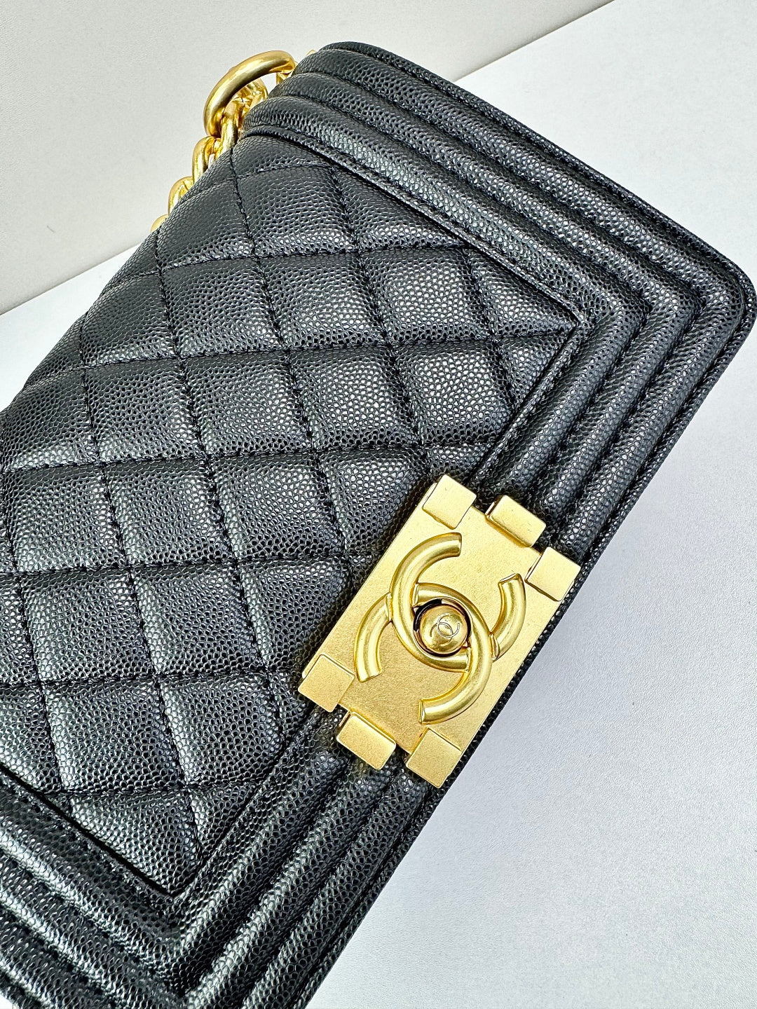 136PC17B Popular Caviar leather bag