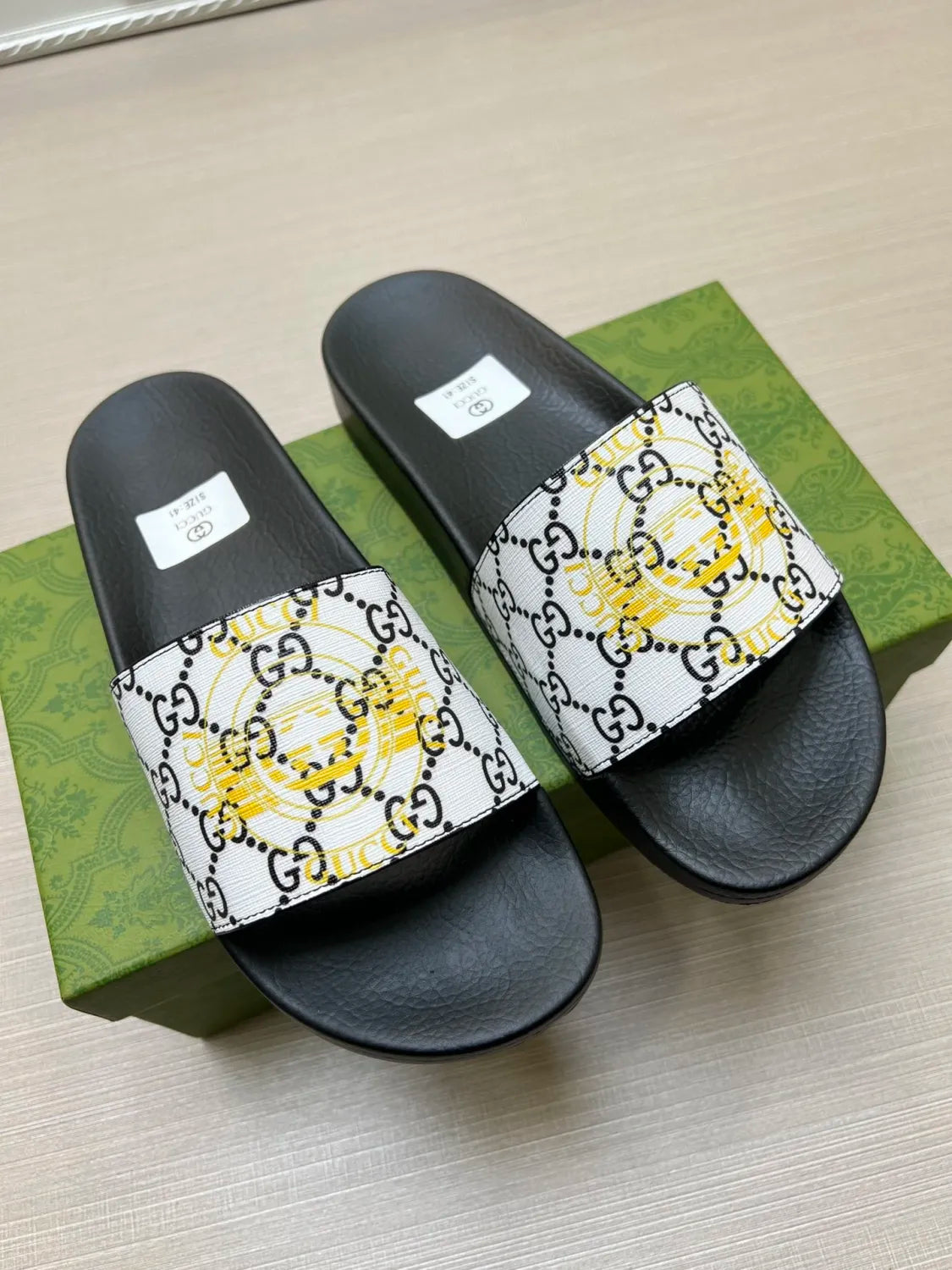 5LB234Z Popular Slippers