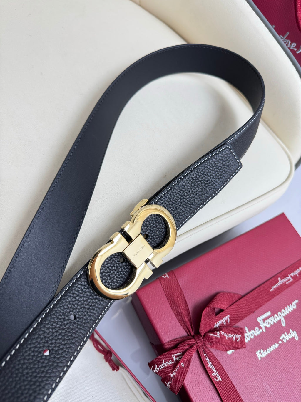 P1Q115A57 Popular High quality belt With full package