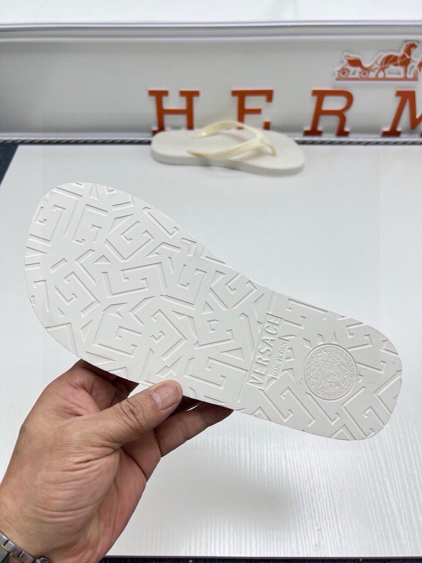 535ZV295Z Popular Slippers