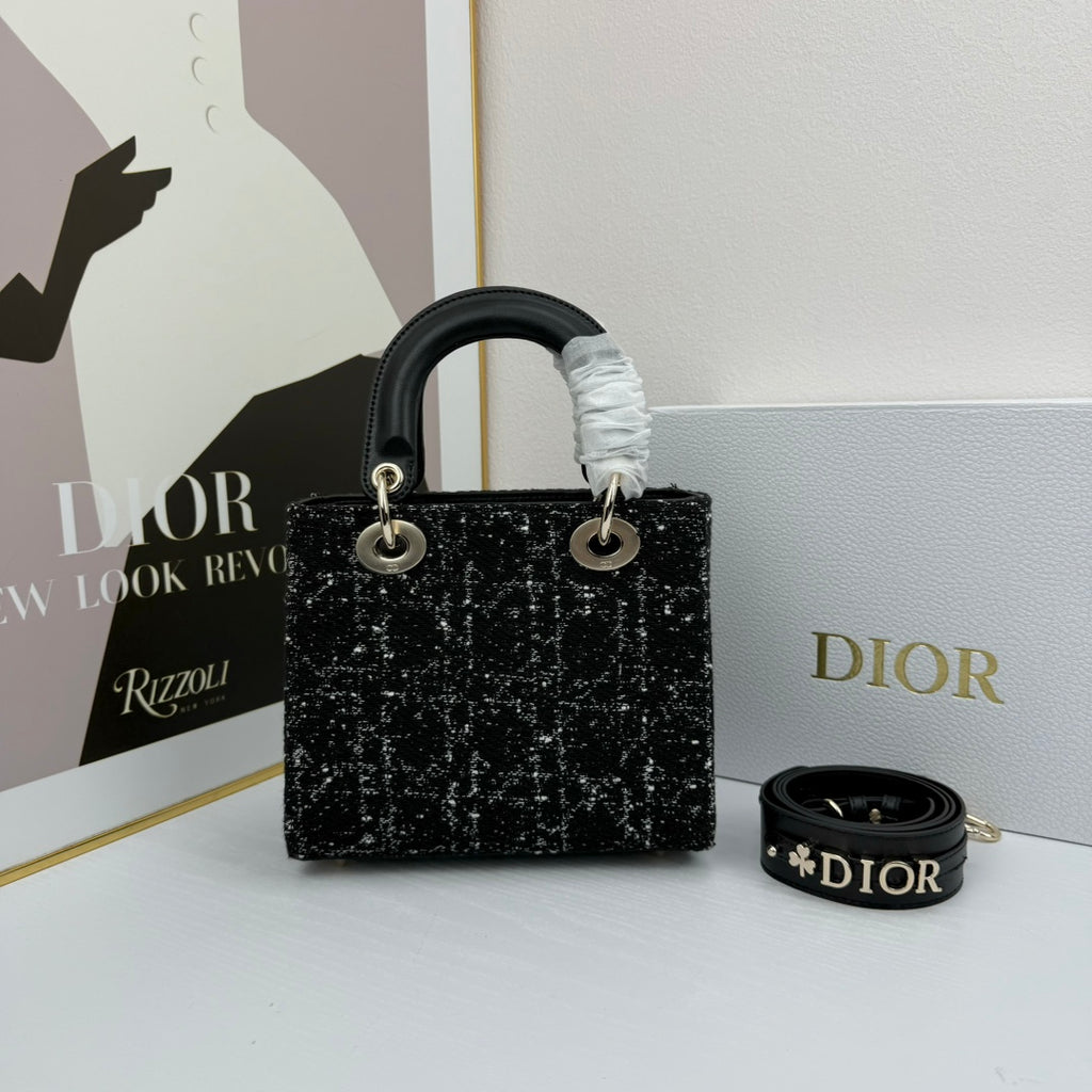 136ND25B Popular  Purse bag