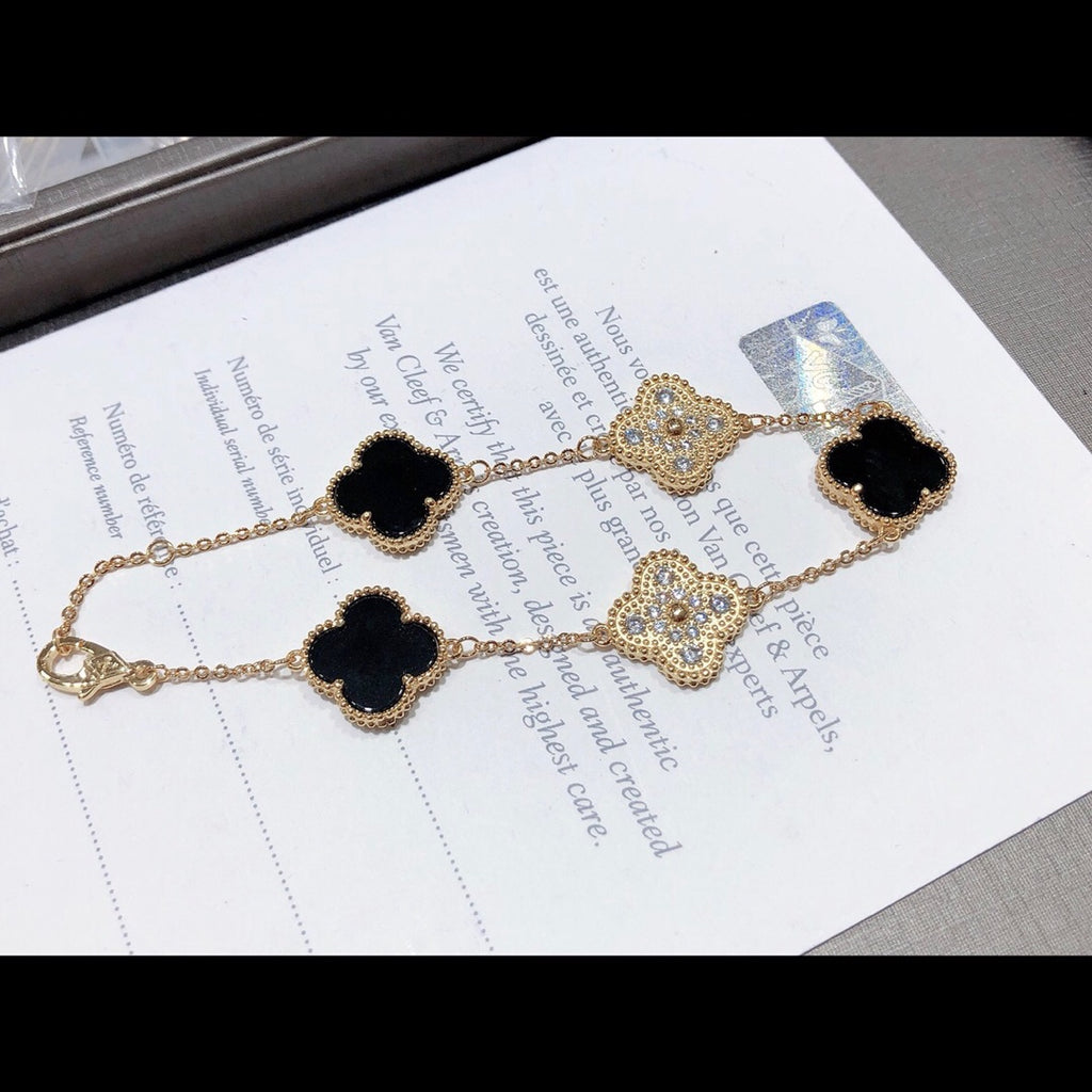 5XVA179K  Popular bracelets 5 flowers normal size1.5cm flower