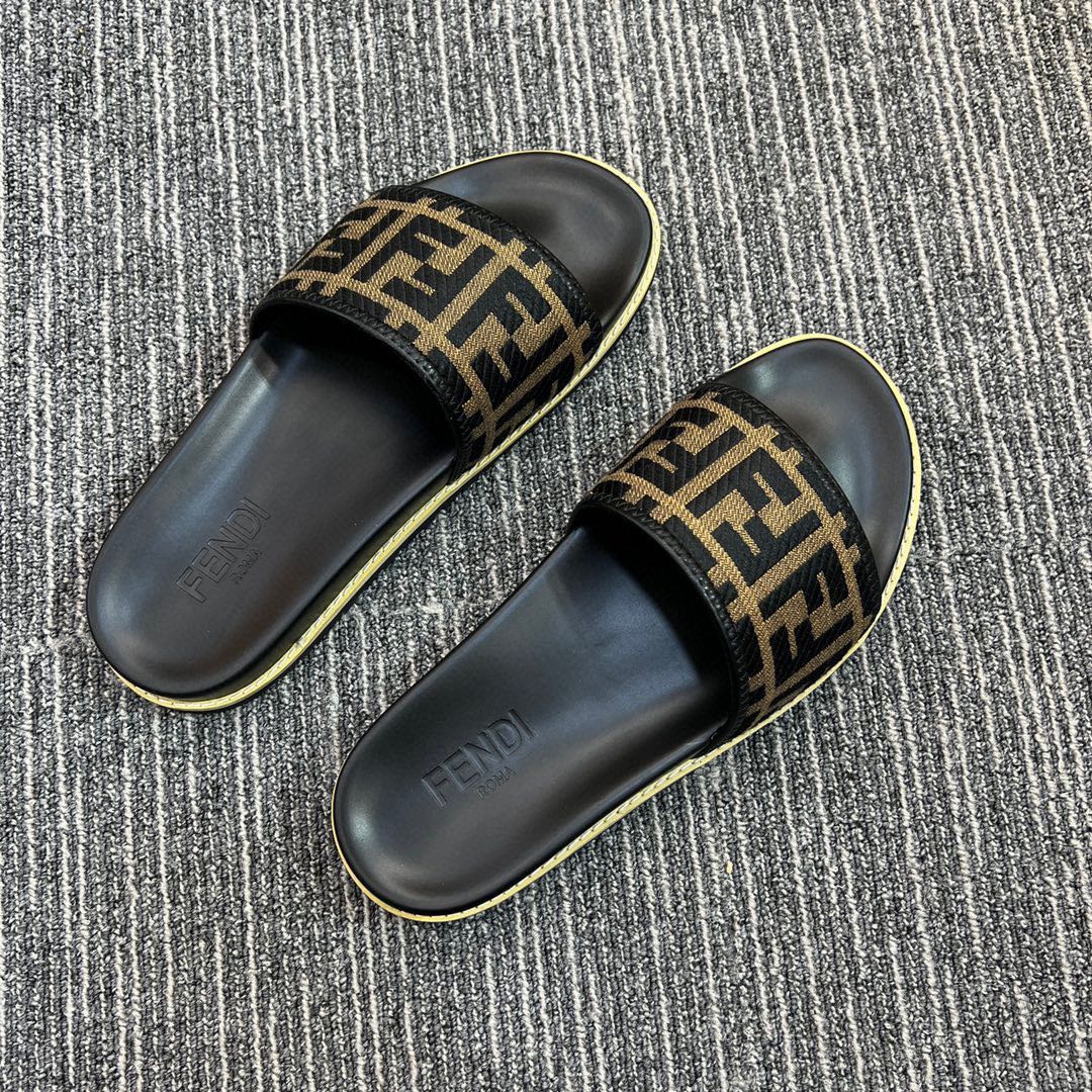 5XF105Z Popular Slippers