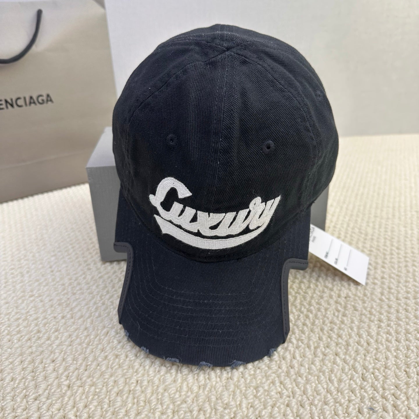 16XJ36M Popular hats