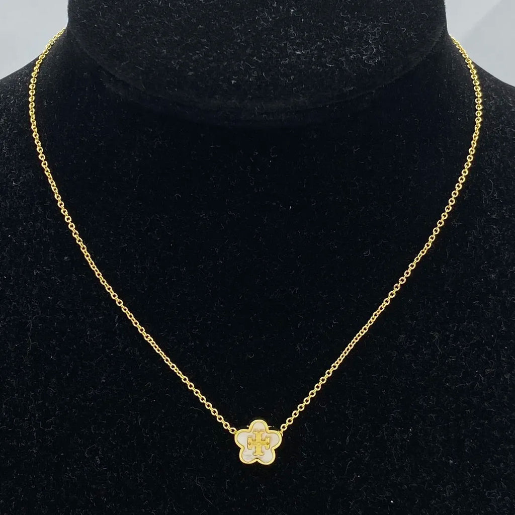 14A1058X Popular   Necklaces