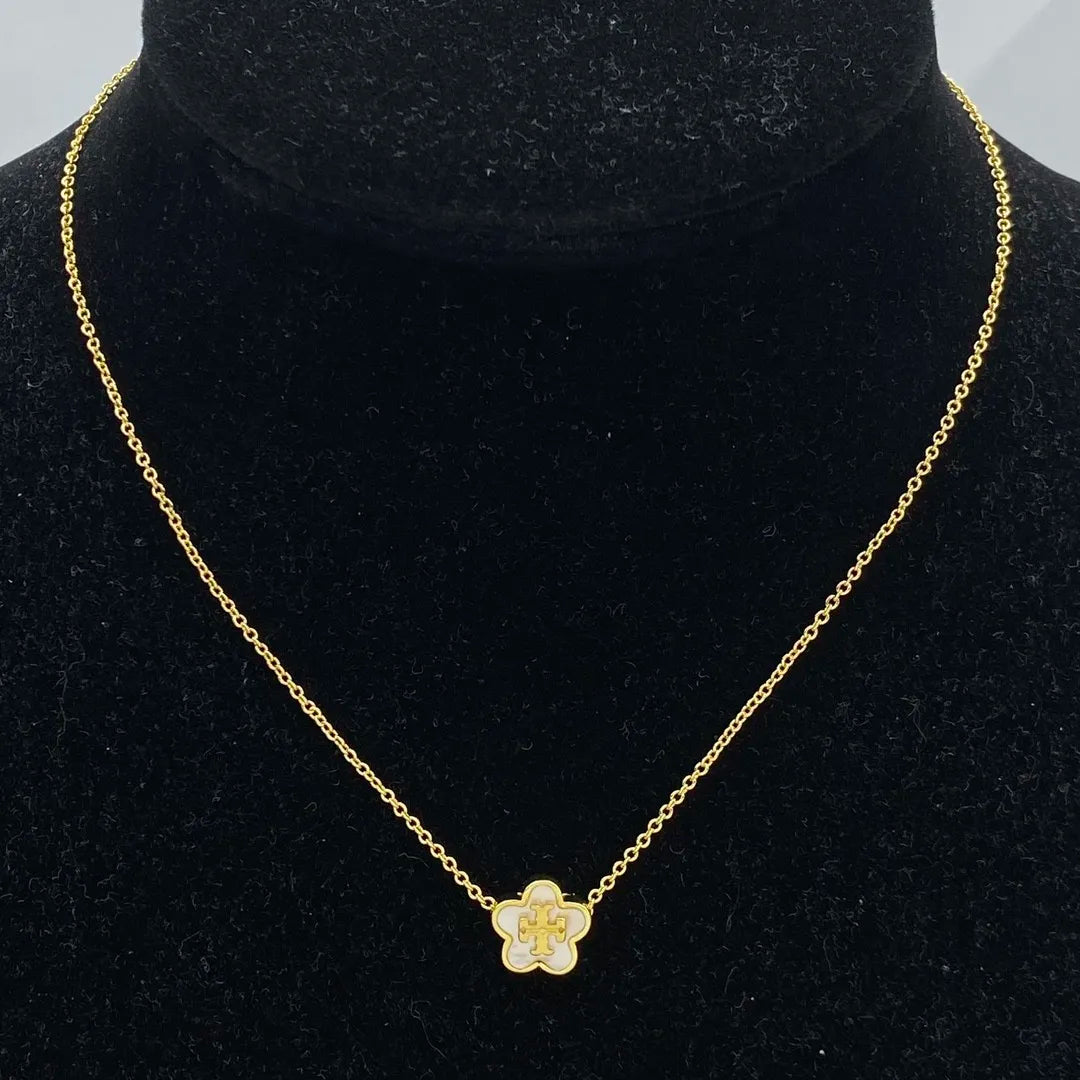 14A1058X Popular   Necklaces