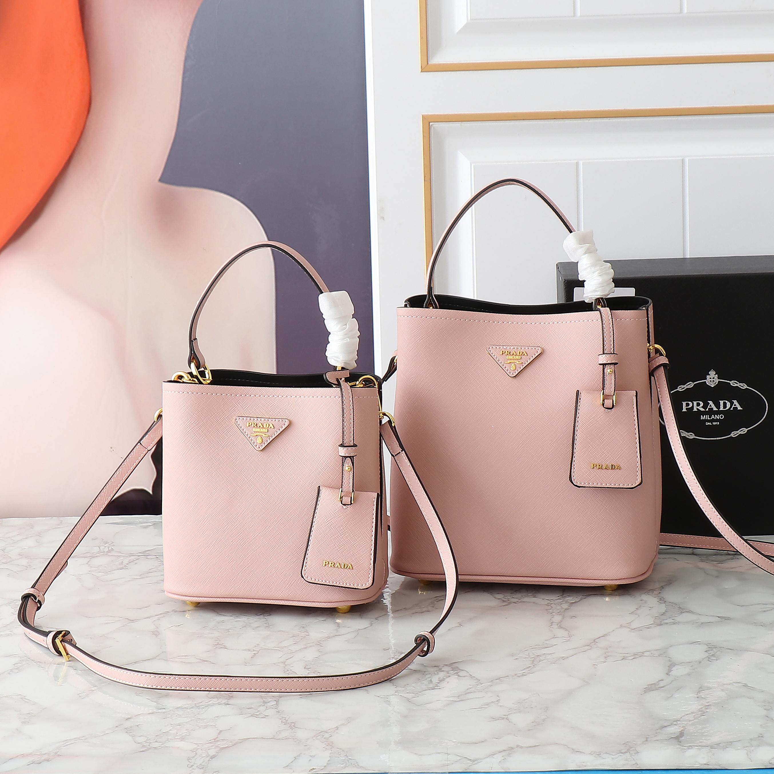 1WP102B Popular  leather bag