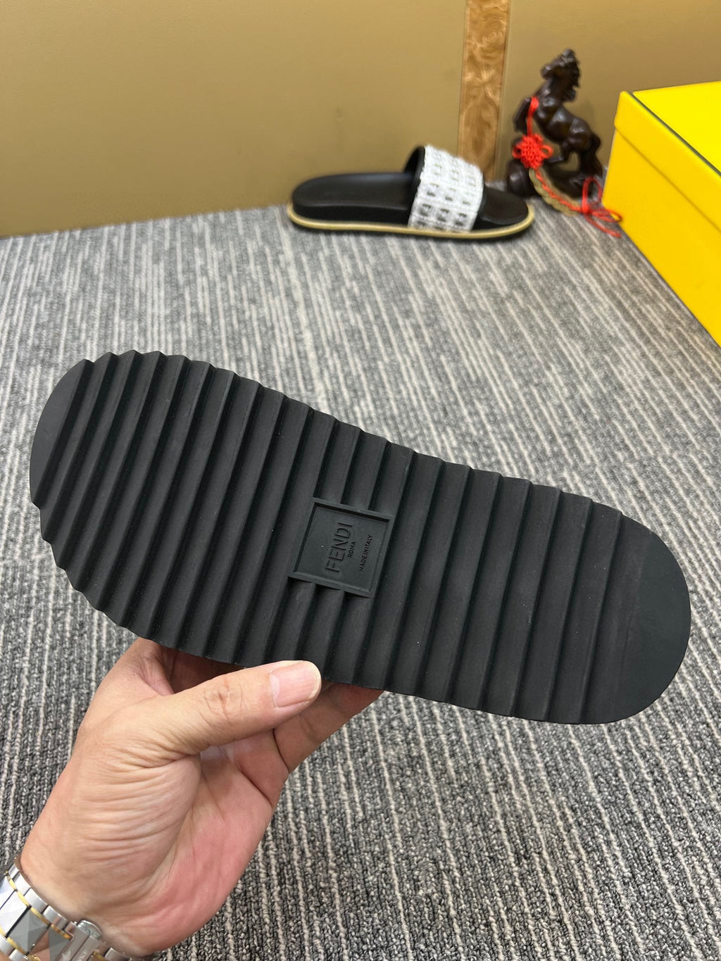 5XF104Z Popular Slippers