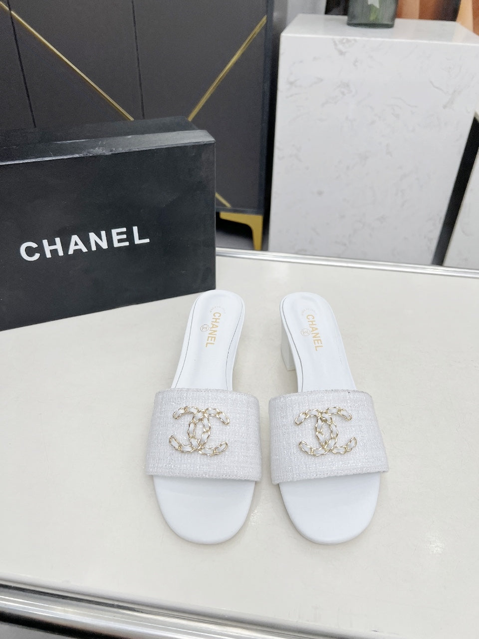 255QB30Z Popular shoes