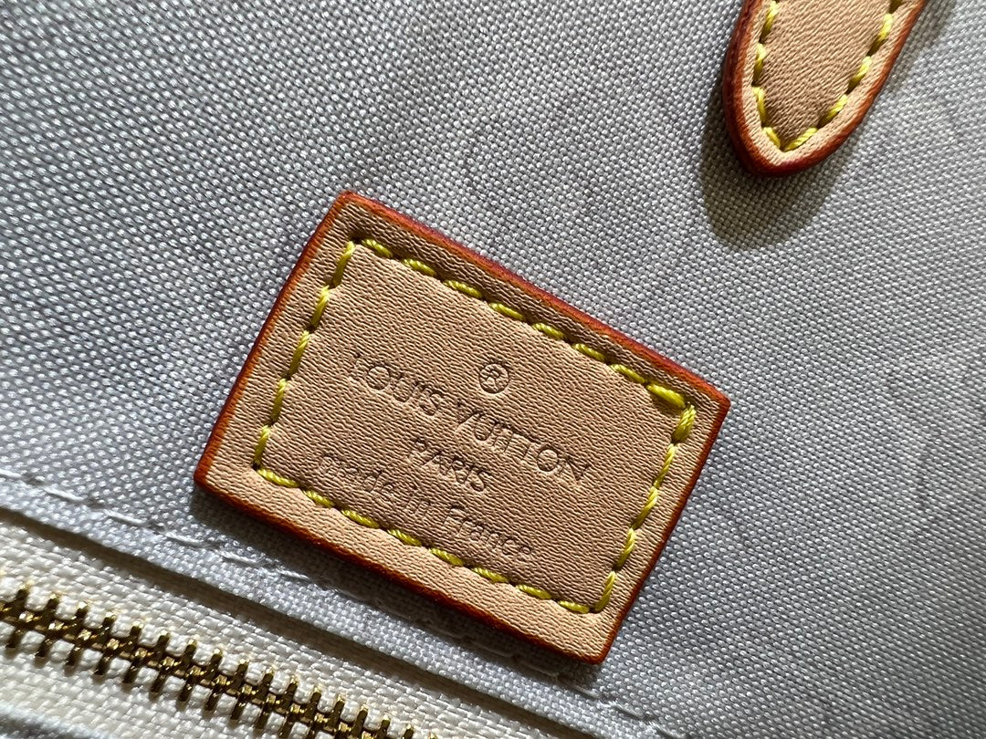 1XE407B Popular   leather bag